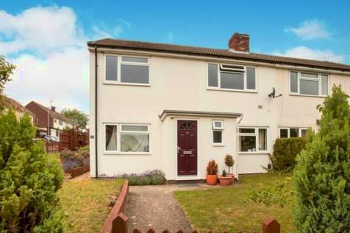 2 Bedroom Flat To Rent In Harvey Way, Saffron Walden, CB10