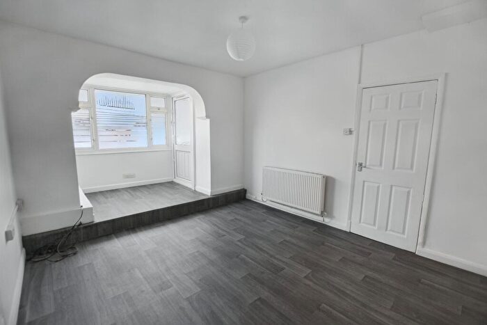 3 Bedroom End Of Terrace House For Sale In Islwyn Terrace, Tredegar, NP22