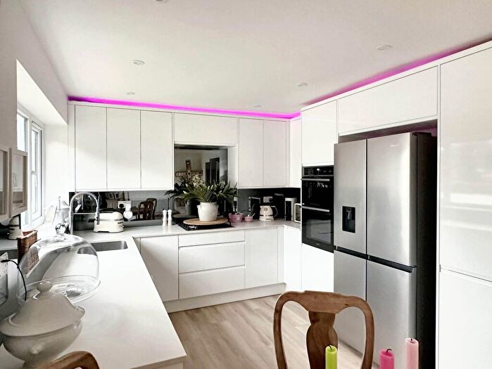 2 Bedroom Detached Bungalow For Sale In Cliff Gardens, Telscombe Cliffs, BN10