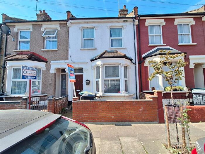 4 Bedroom Property To Rent In St. Margarets Road, London, N17