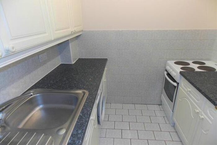 2 Bedroom Flat To Rent In Aspen Drive, Middlesbrough, TS5