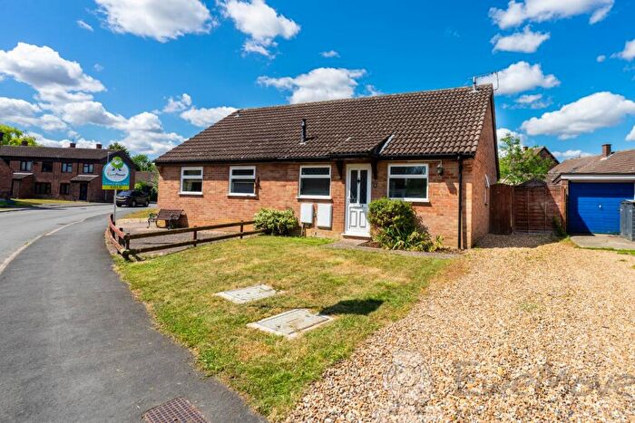 3 Bedroom Semi-Detached Bungalow For Sale In High House Avenue, Wymondham, Norfolk, NR18