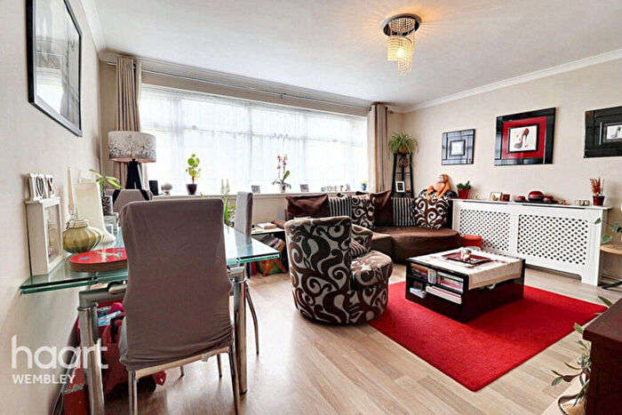 1 Bedroom Maisonette To Rent In Reets Farm Close, London, NW9