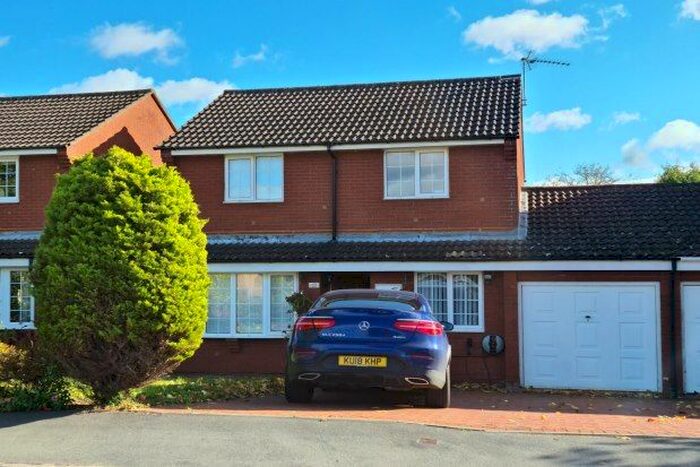 3 Bedroom Property To Rent In ., Bicester, OX26