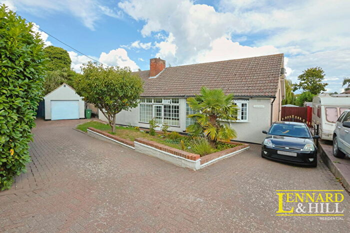 3 Bedroom Detached Bungalow For Sale In Sandy Lane, Chadwell St Mary, RM16