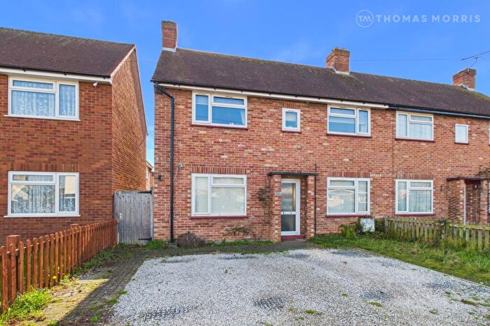 3 Bedroom Semi-Detached House For Sale In Medcalfe Way, Melbourn, Royston, Cambridgeshire, SG8