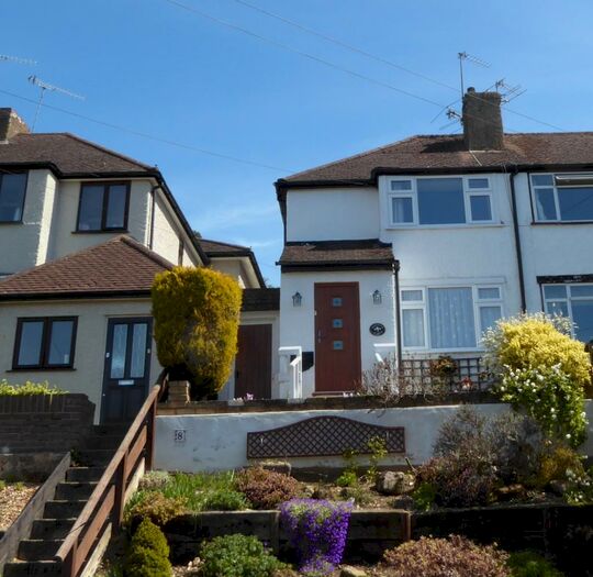 3 Bedroom End Of Terrace House To Rent In Sunnyhill Road, Hemel Hempstead, Hertfordshire, HP1