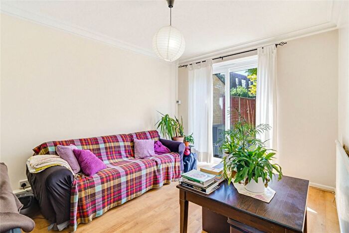3 Bedroom Terraced House For Sale In St. Alphonsus Road, SW4