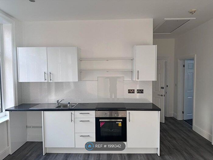 2 Bedroom Terraced House To Rent In Albert Street, Mansfield, NG18