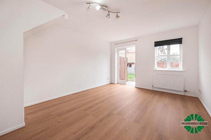 2 Bedroom Terraced House For Sale In Carriage Mews, Ilford, IG1