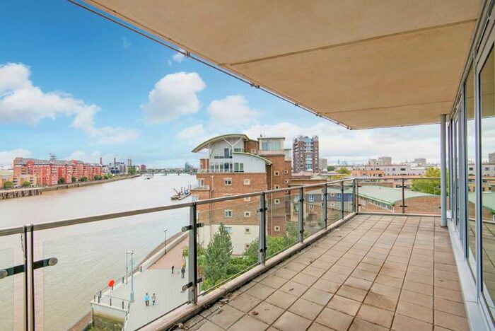 3 Bedroom Flat To Rent In Ensign House, Battersea Reach, SW18