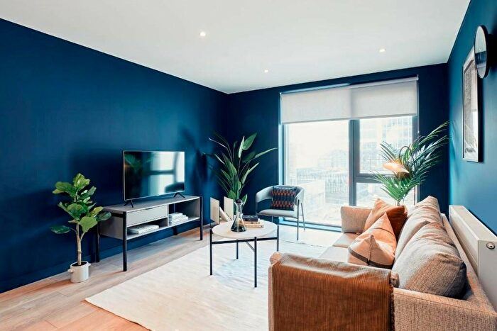 1 Bedroom Apartment To Rent In Solasta Riverside, Clyde Place, Glasgow, G5