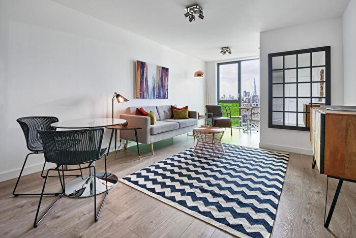 1 Bedroom Flat To Rent In Ginger Line Building, The Highway, E1W