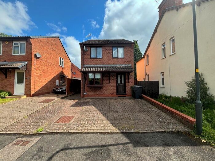 1 Bedroom Maisonette To Rent In Ford Road, Bromsgrove, B61