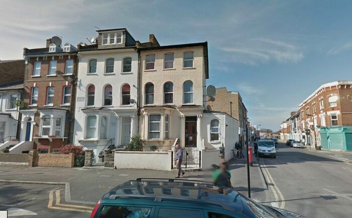 1 Bedroom Flat To Rent In Downs Park Road, London, E5