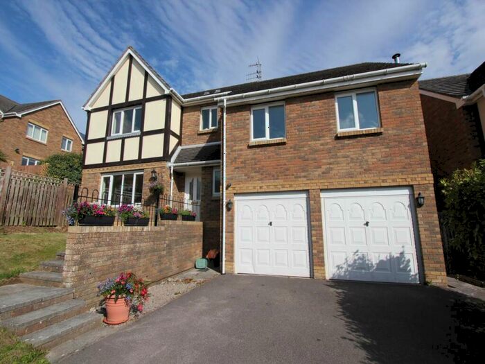 6 Bedroom House To Rent In Nyth Yr Eos, Rhoose Point, Vale Of Glamorgan, CF62