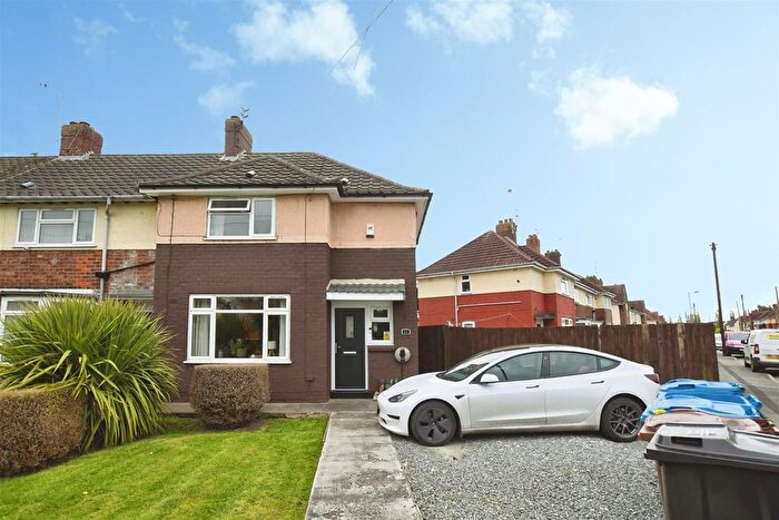 3 Bedroom End Terrace House For Sale In Th Avenue, Hull, HU6