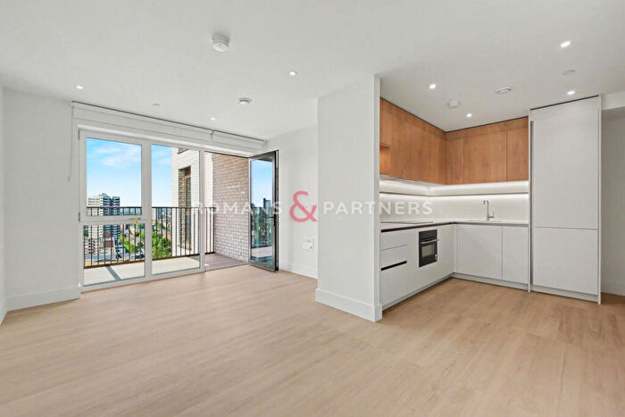 Studio To Rent In Bow View Apartments, Bow Green, E3