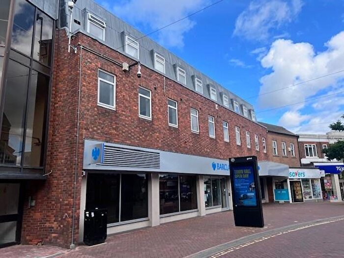 Flat To Rent In Town Centre, Aylesbury, HP20