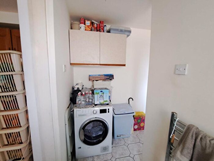 3 Bedroom Terraced House For Sale In Alfred Road, Birmingham, B21
