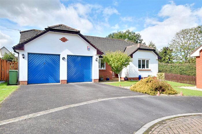 3 Bedroom Bungalow For Sale In Hele Close, Roundswell, Barnstaple, Devon, EX31