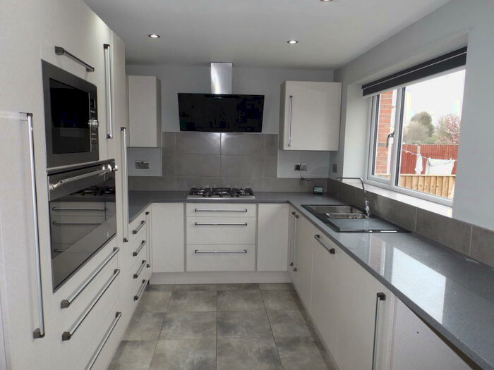 3 Bedroom House To Rent In Annesley Road, Hucknall, NG15