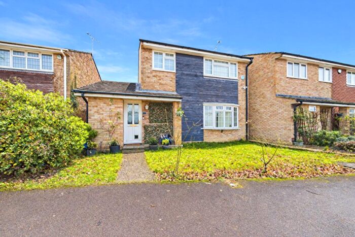 3 Bedroom Detached House For Sale In Little Heath Road, Tilehurst, Reading, Berkshire, RG31