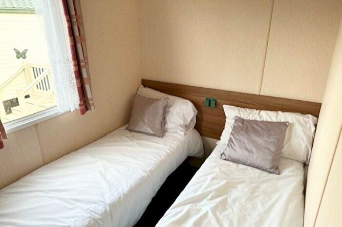 2 Bedroom Caravan For Sale In Harts Holiday Park, Leysdown Road, Isle Of Sheppey, Kent, ME12