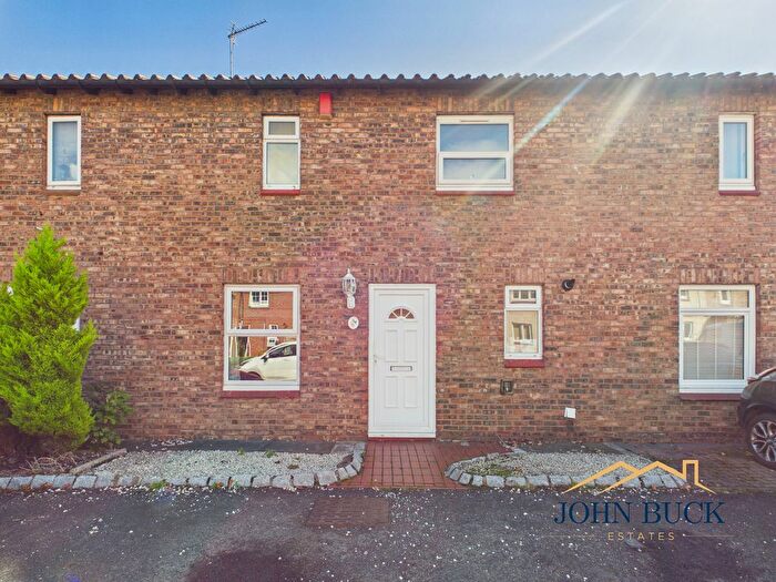 3 Bedroom Terraced House For Sale In Cleveland Drive, Washington, NE38
