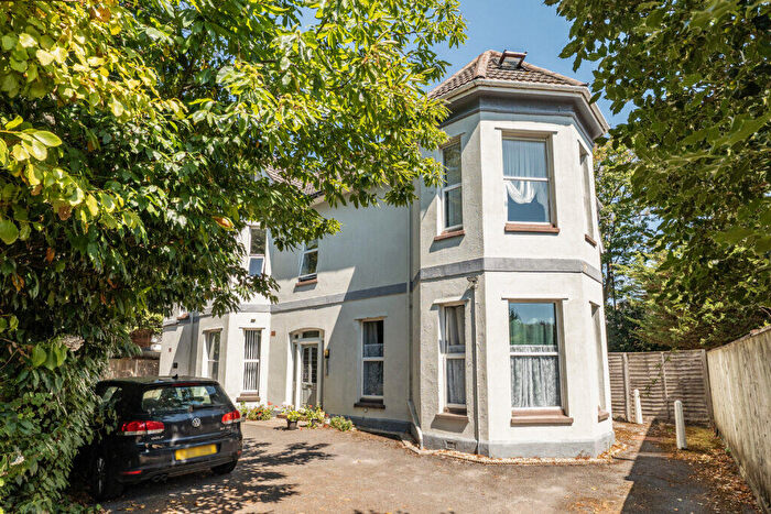 1 Bedroom Flat For Sale In Cavendish Road, Bournemouth, BH1