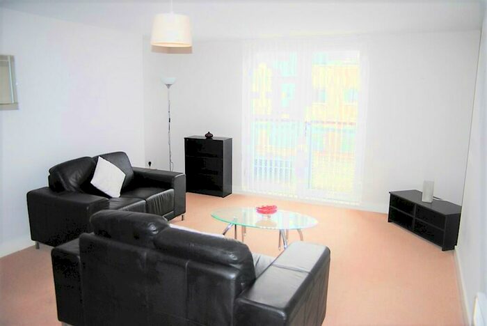 1 Bedroom Apartment To Rent In Colombo Square, Gateshead, NE8