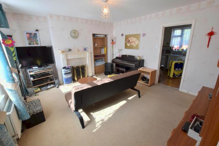 3 Bedroom Terraced House To Rent In Heavygate Avenue, Sheffield, South Yorkshire S10