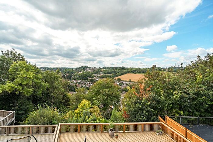4 Bedroom Semi-detached House For Sale In Nightingale Close, Westerham, Kent, TN16