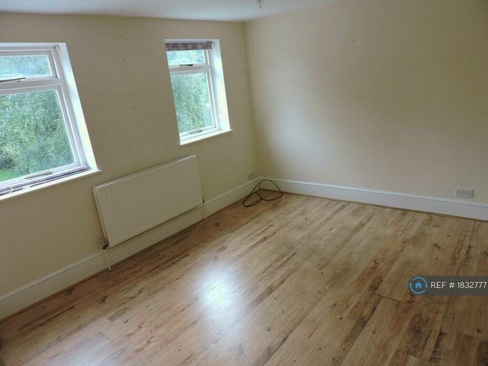 1 Bedroom Flat To Rent In Sandford Road, Bromley, BR2