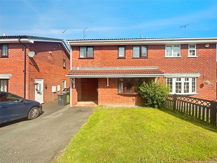 4 Bedroom Semi-Detached House For Sale In Stephenson Drive, Perton, Wolverhampton, Staffordshire, WV6