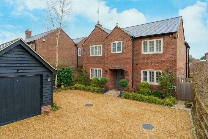 4 Bedroom Detached House For Sale In Taylors Lane, St. Leonards, Tring, HP23