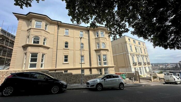 2 Bedroom Apartment To Rent In Madeira Road, Weston-super-Mare, BS23