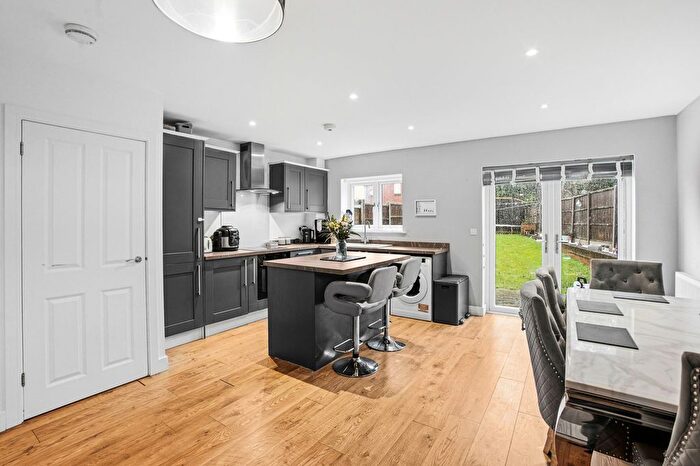 4 Bedroom Detached House For Sale In Ashley Avenue, Folkestone, CT19