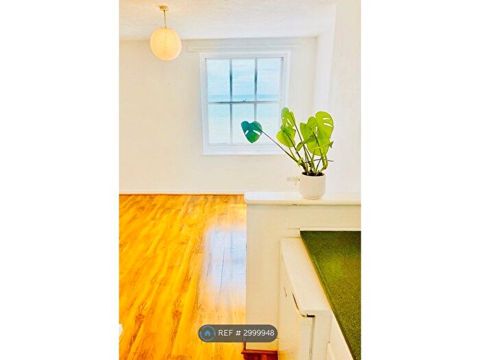 1 Bedroom Flat To Rent In Marina, St Leonards-On-Sea, TN38