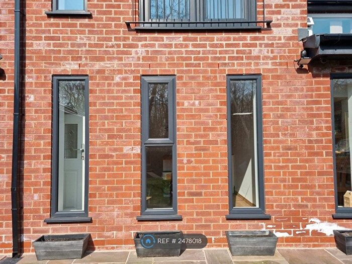 Studio To Rent In Swinton, Manchester, M27