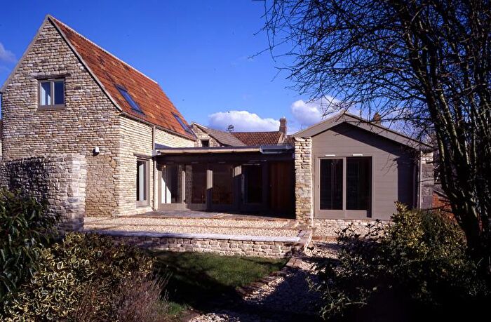 2 Bedroom Barn To Rent In Weir Lane, Marshfield, SN14