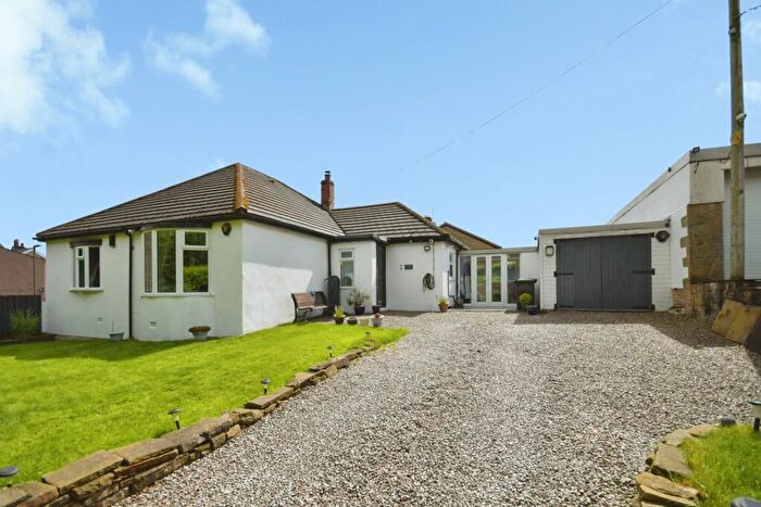 3 Bedroom Detached House For Sale In Burrfields Road, High Peak, Derbyshire, SK23