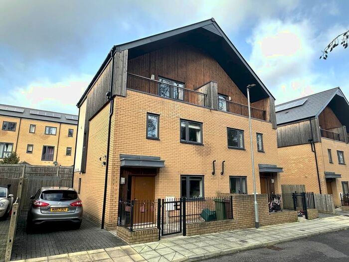 4 Bedroom Property To Rent In Emerald Walk, Tunbridge Wells, Kent, TN2