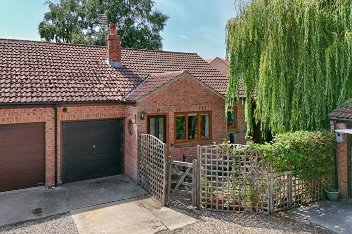 2 Bedroom Bungalow For Sale In The Oaks, Masham, Ripon, North Yorkshire, HG4