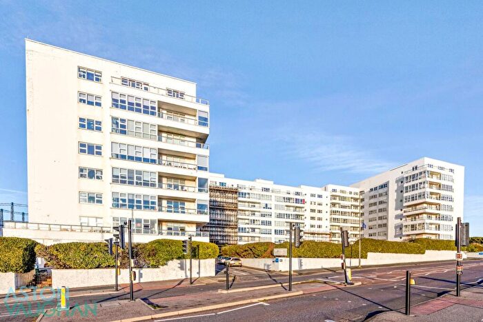 2 Bedroom Flat For Sale In Marine Gate, Brighton, BN2
