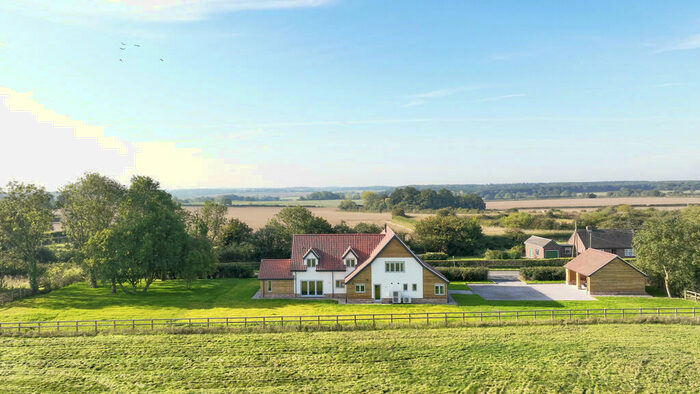 5 Bedroom Detached House For Sale In Kirtling, Cambridgeshire, CB8