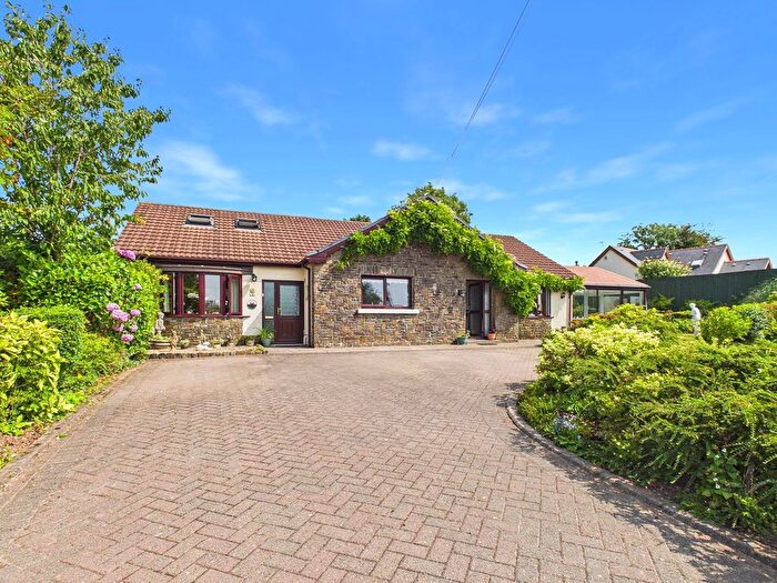 3 Bedroom Detached Bungalow For Sale In Thornberry Gardens, Ludchurch, SA67
