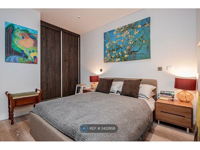 Studio To Rent In Lawn Lane, London, SW8