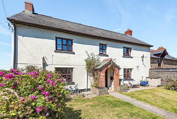 7 Bedroom Semi-Detached House For Sale In Yarnscombe, Barnstaple, EX31