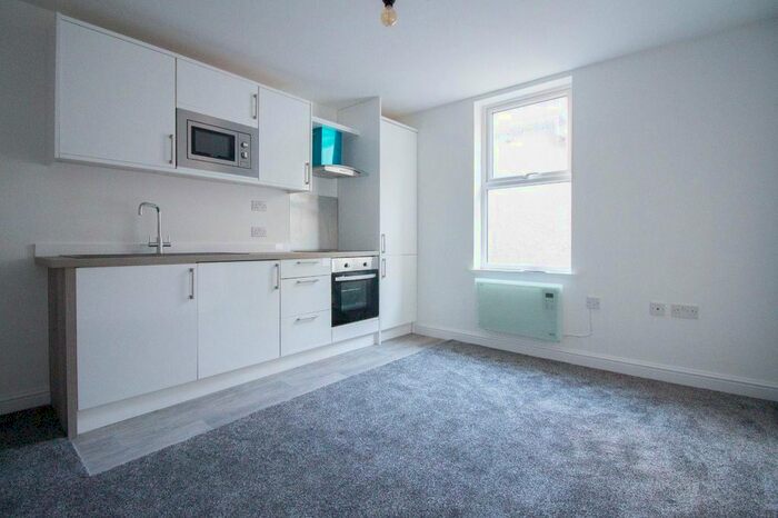 1 Bedroom Flat To Rent In Marine Road West, Morecambe, LA4